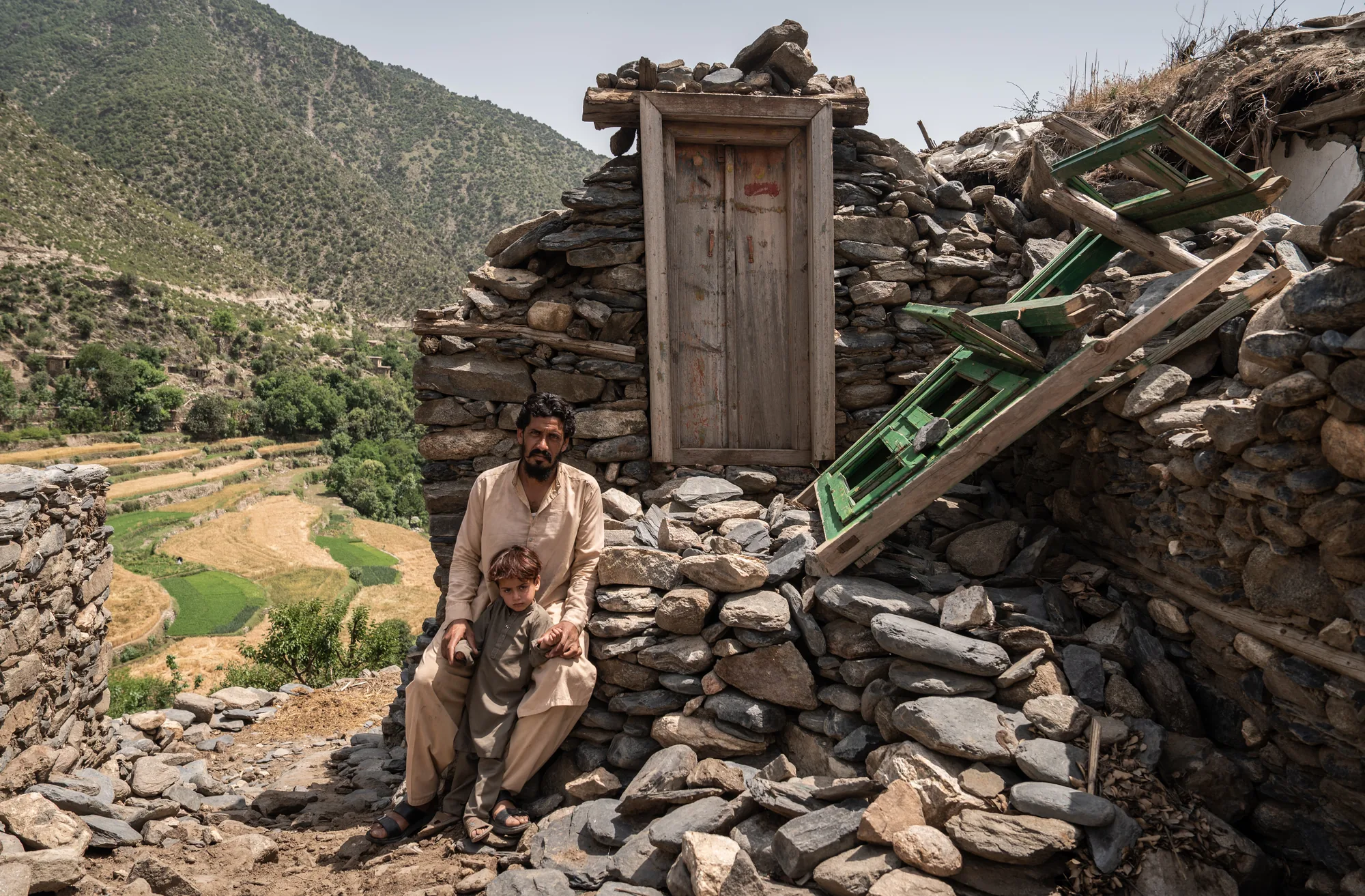 Faqirullah, 35, survived the 2025 earthquake in Nangarhar, Afghanistan. “It was a hard night, and I barely managed to save my children,” he says. Months later, he and his neighbours came together to rebuild their homes and their communities.